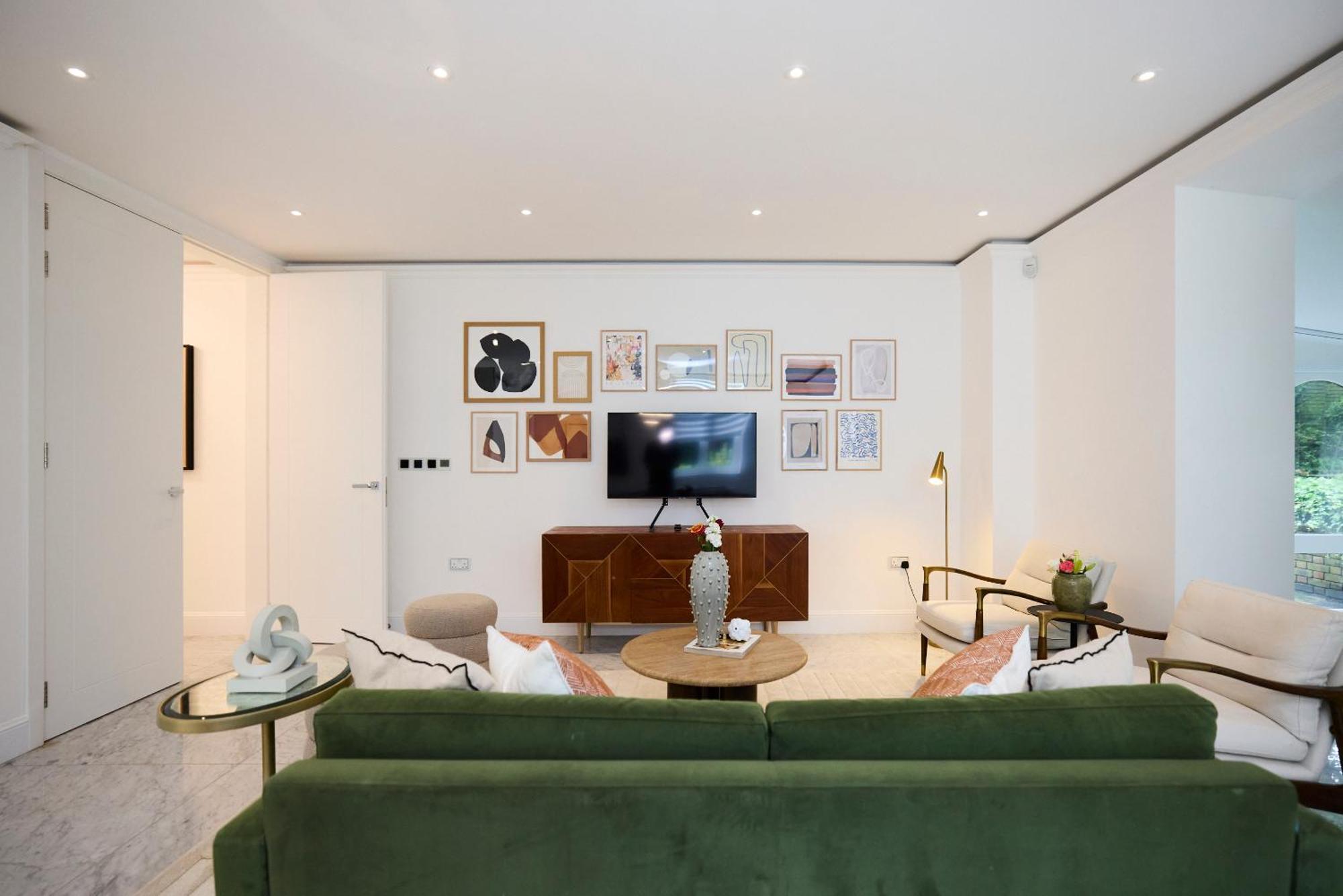 The Primrose Hill Place - Charming 4bdr Flat With Communal Garden *