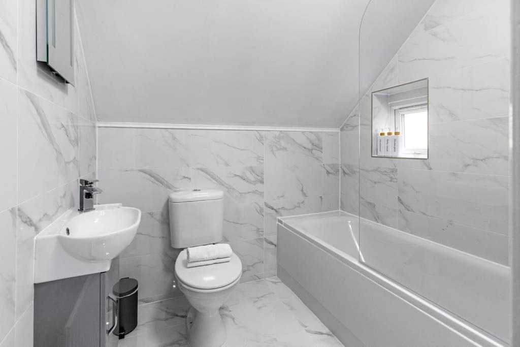 Crystal Palace Stylish Gem Slp 4 Next To Transport Apartamento *