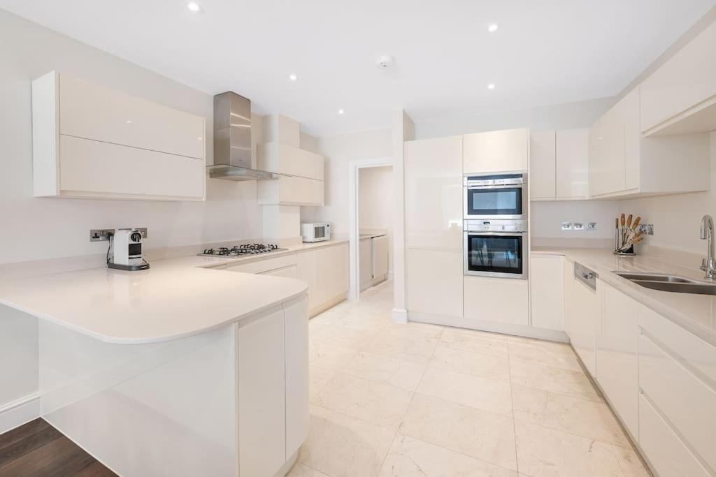 New 3bed In Knightsbridge Londres