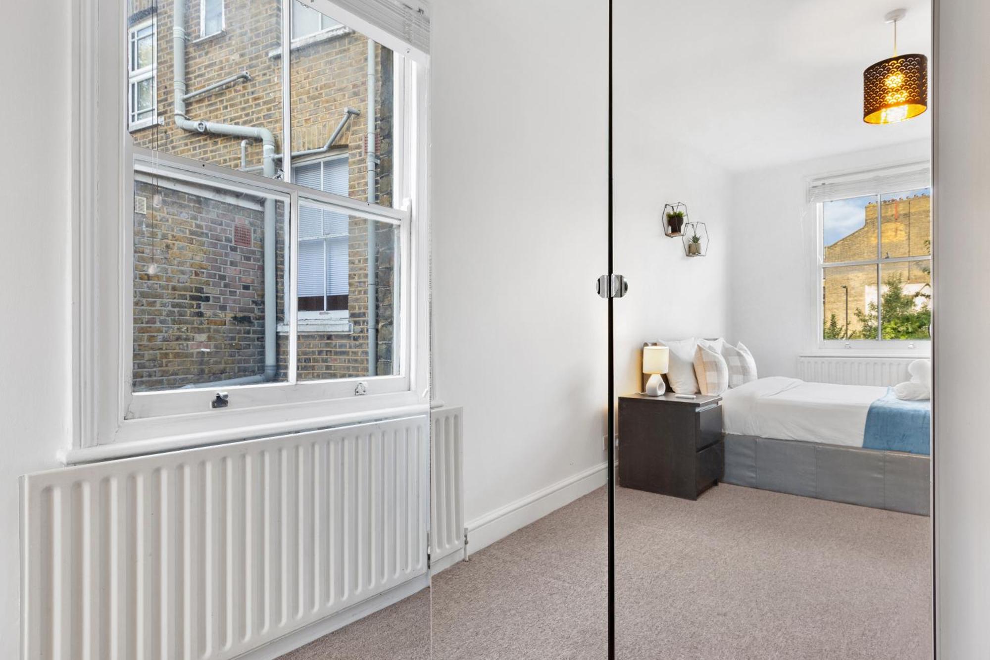 Apartamento Luxury 4 Bedroom Flat With Stunning Shard View From Terrace In London! Next To Station, Sleeps 9