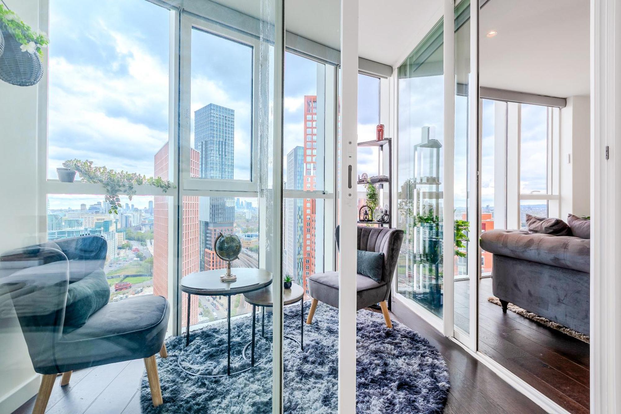 Bright 2br High Floor Flat, Nine Elms, 3min Tube Appartement *