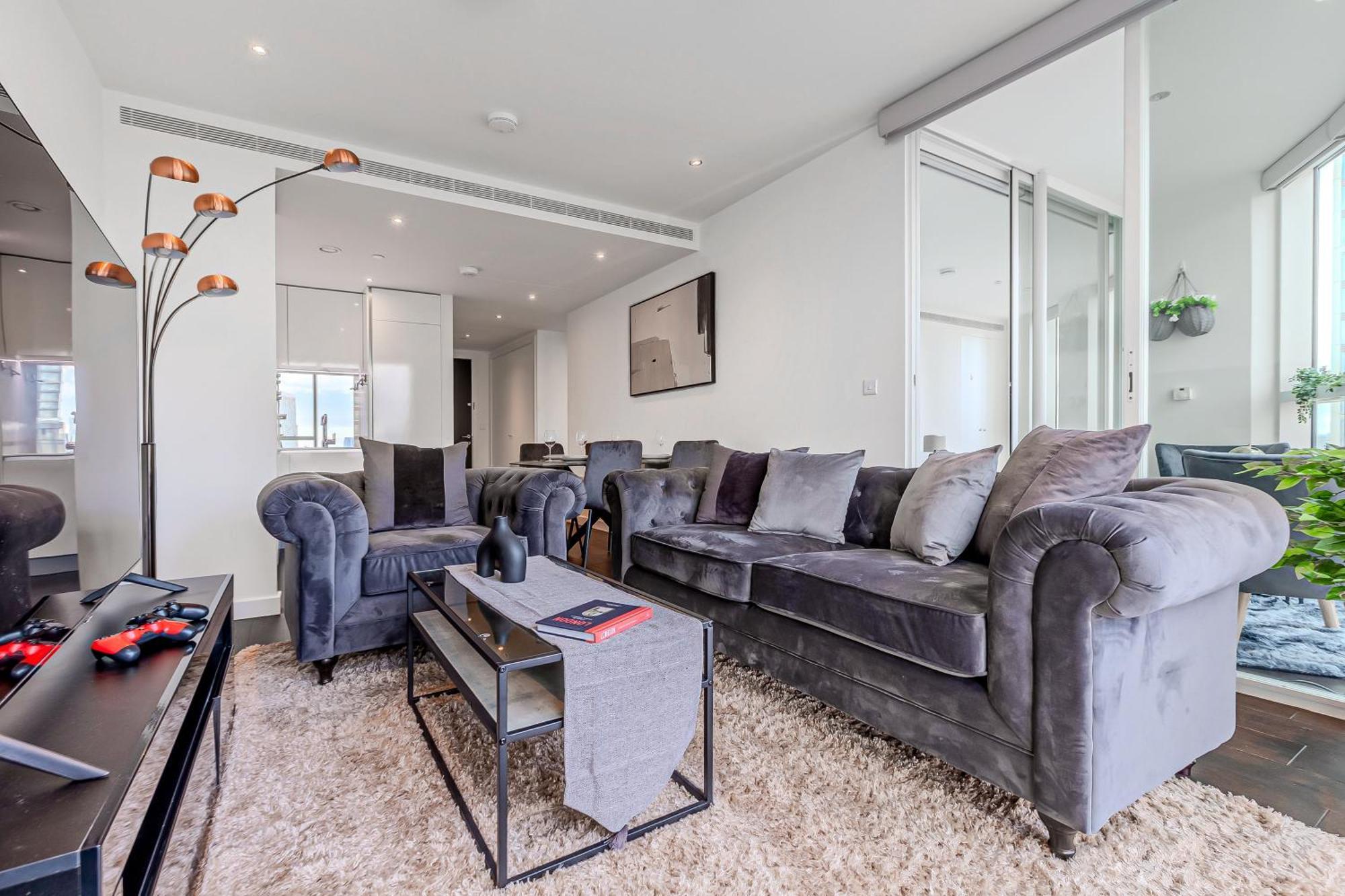 Bright 2br High Floor Flat, Nine Elms, 3min Tube Appartement
