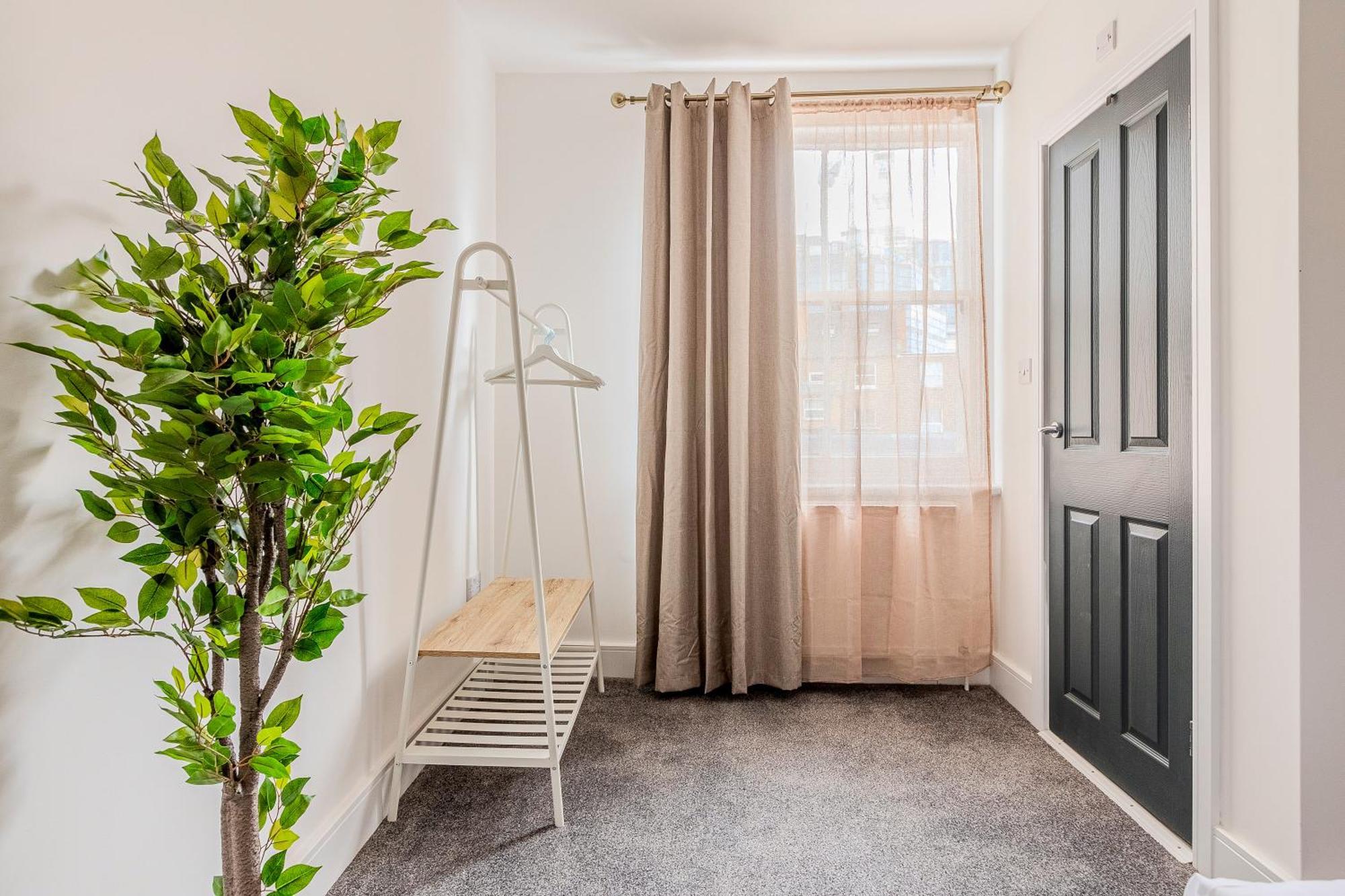 Large & Charming 5br House Near Kensington Olympia * Londres
