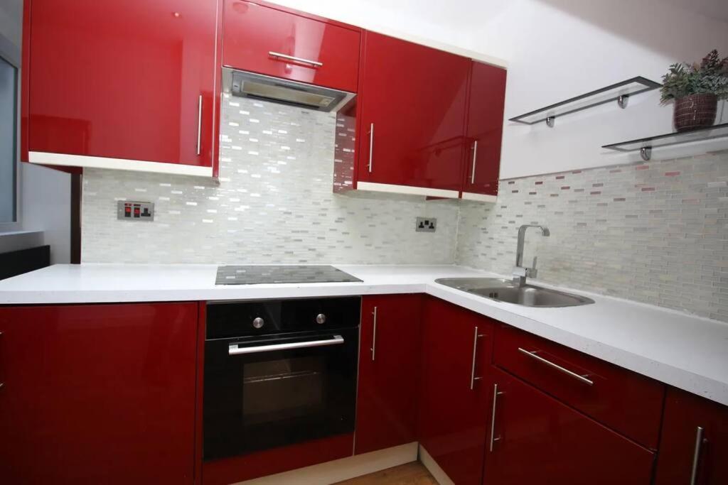 Appartement Super Cozy 2 Bed 2 Bath Ground Floor Flat! *