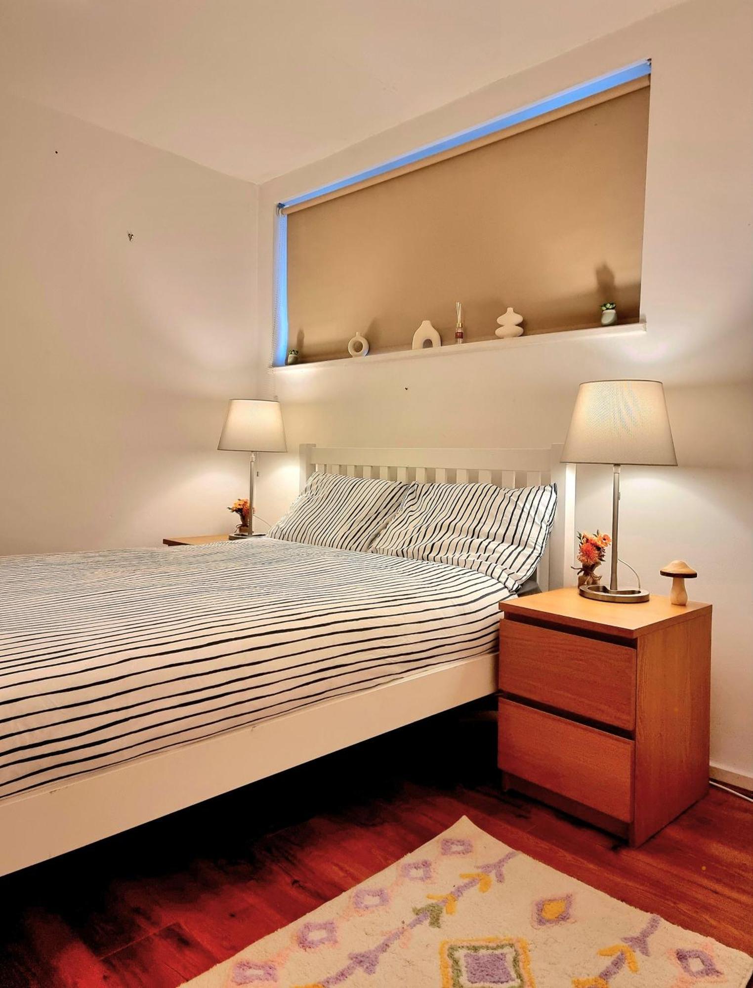 Hébergement de vacances Charming 4 Bedroom Duplex With Private Entrance Londres