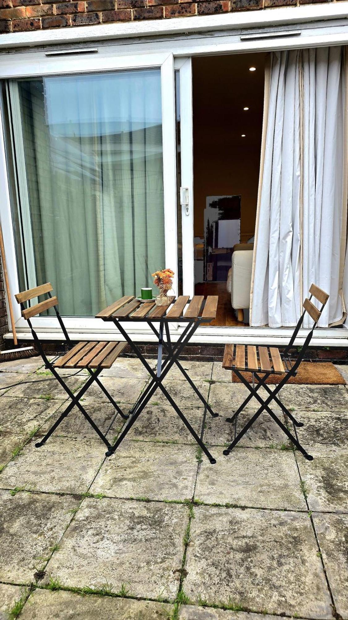 Hébergement de vacances Charming 4 Bedroom Duplex With Private Entrance