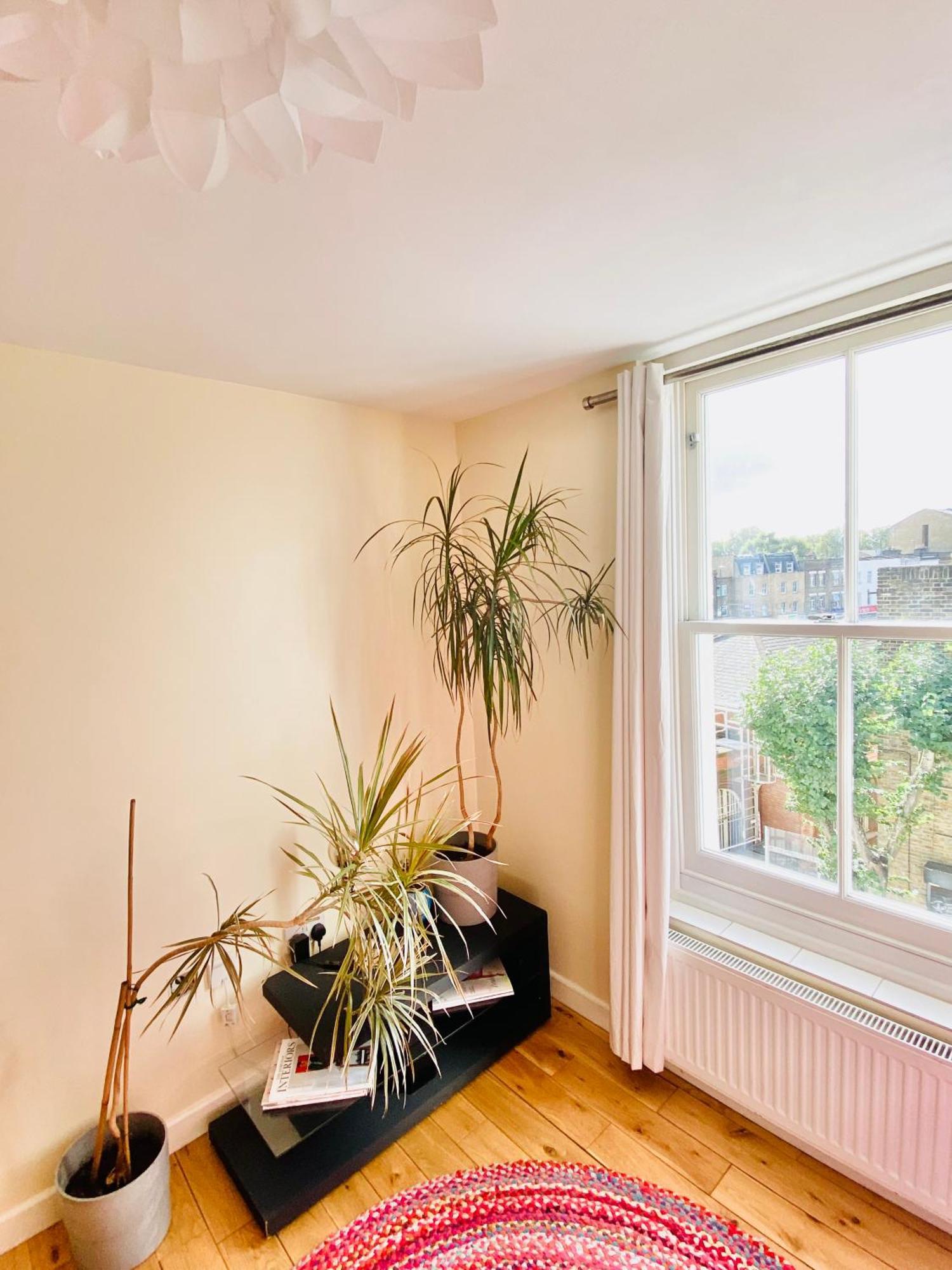 London's East End 2 Bedroom * Londres