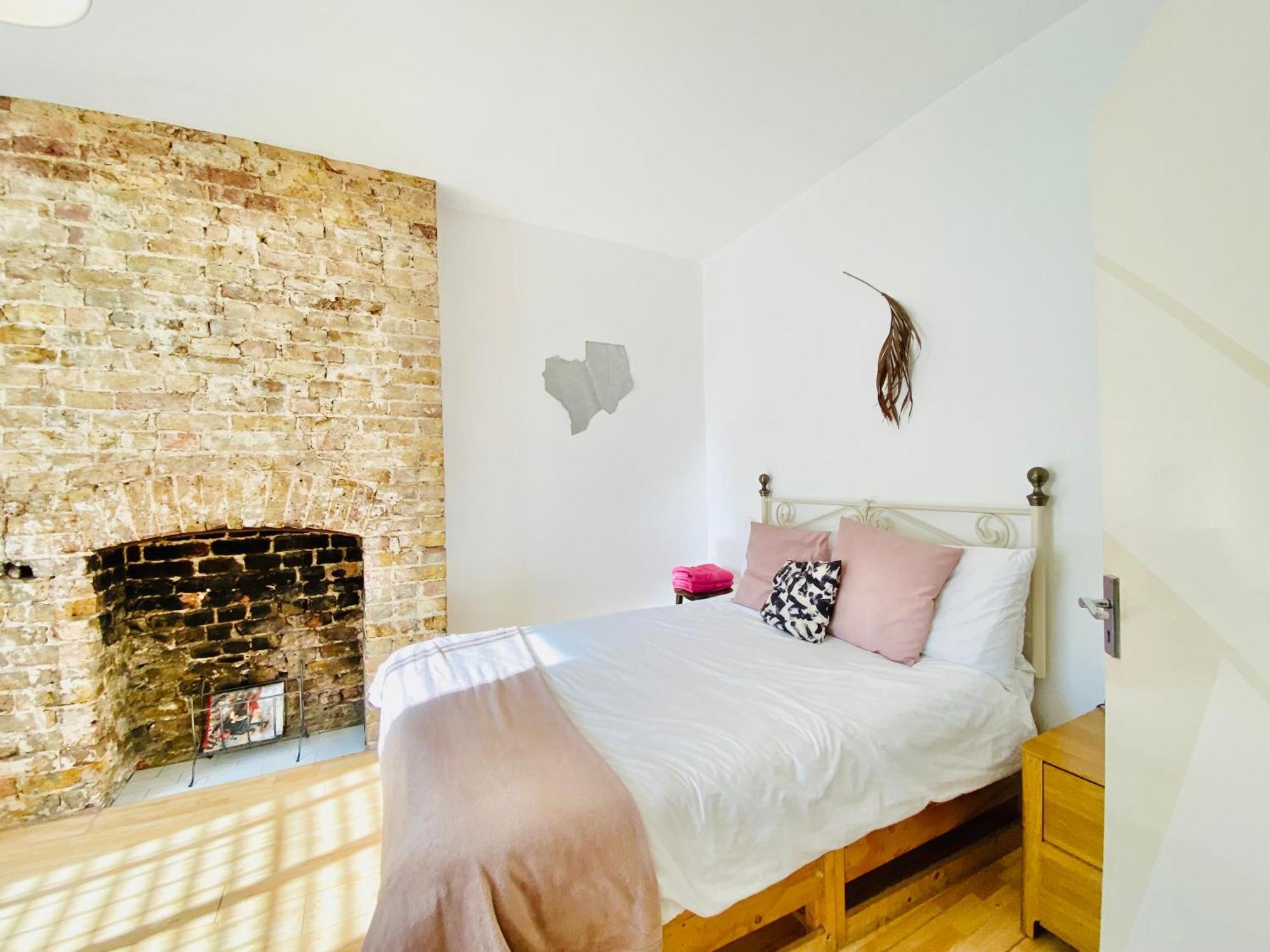 Apartamento London's East End 2 Bedroom *