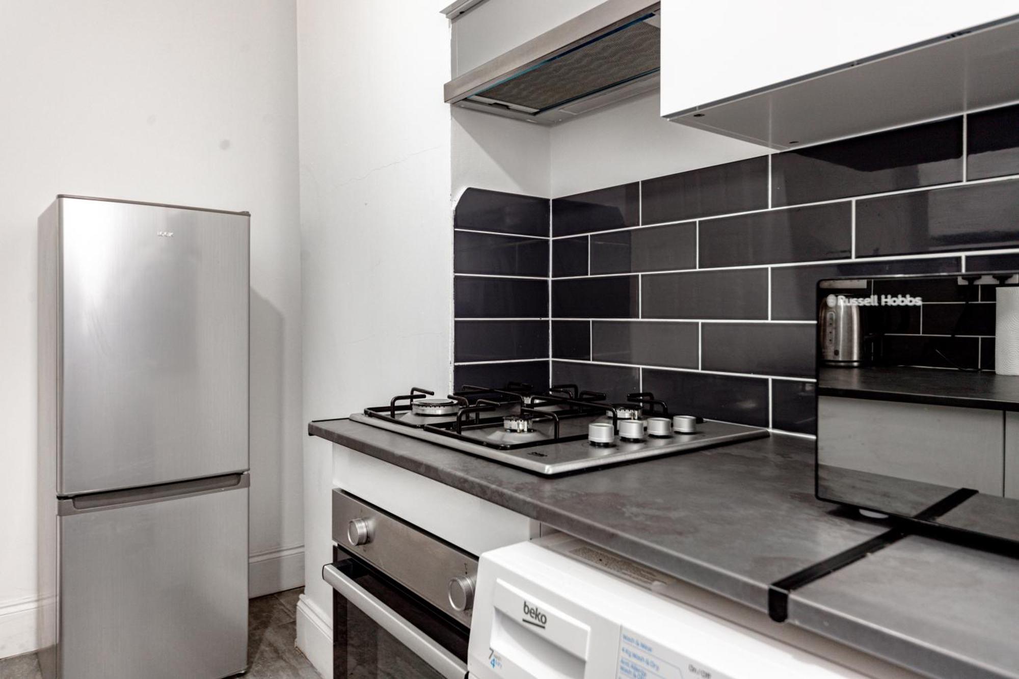 Apartamento Excel Airport King Beds Garden
