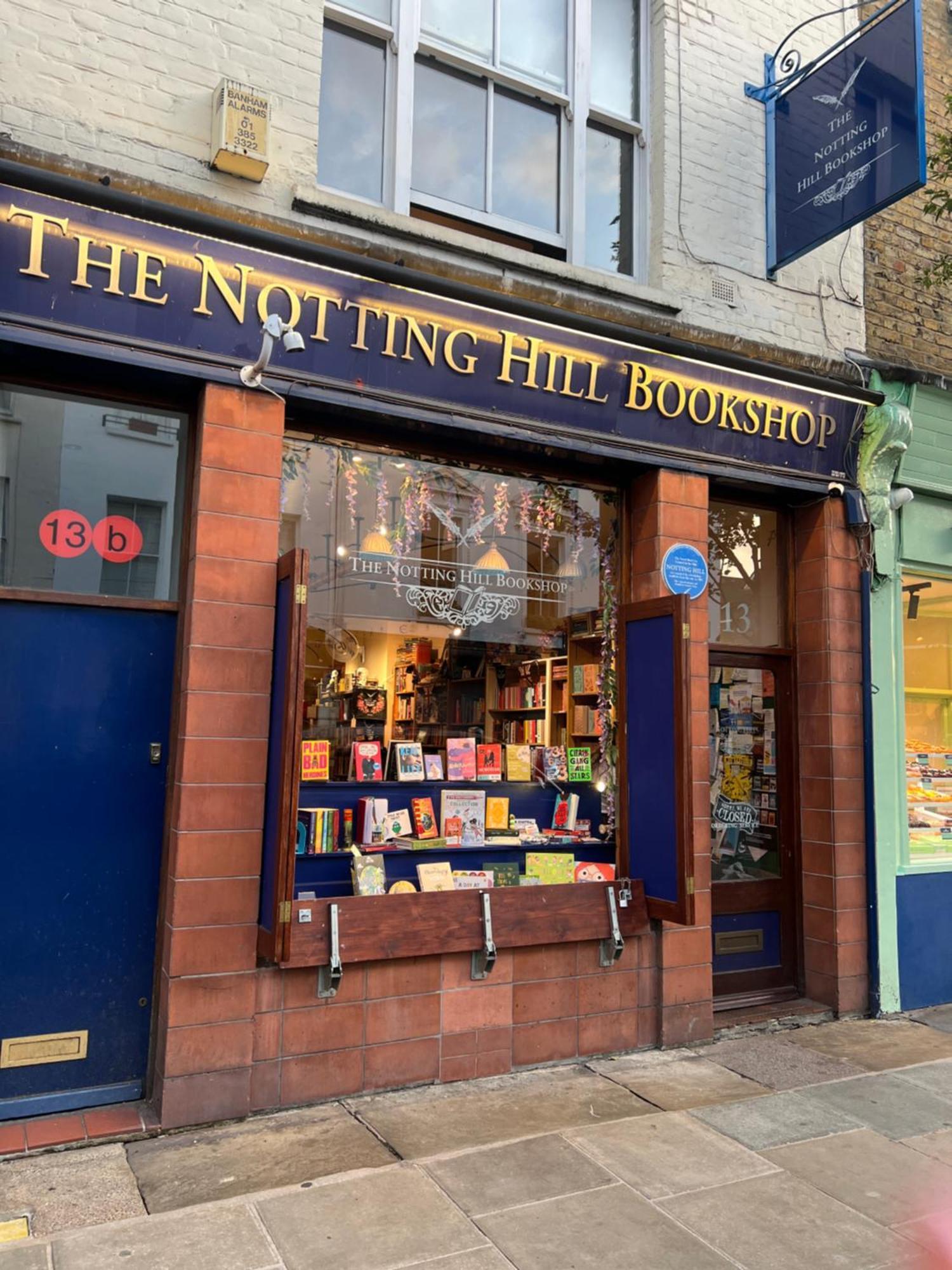 Stylish 2 Bedroom Notting Hill Superstar *