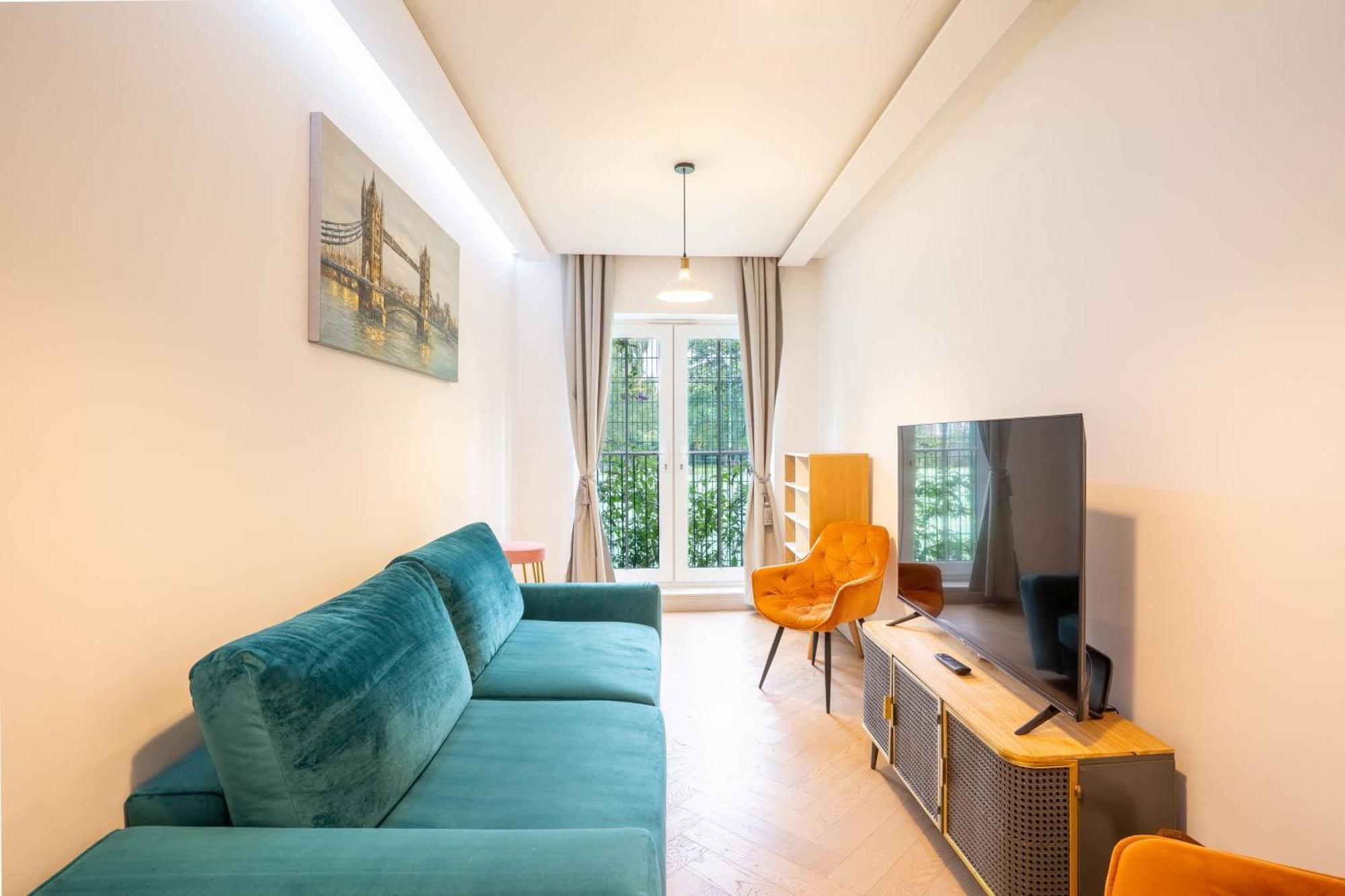 Stylish Modern In Nw6 *
