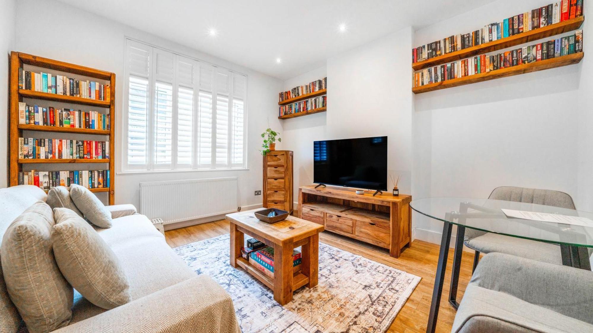 Immaculate With Garden-30 Mins To Appartement *