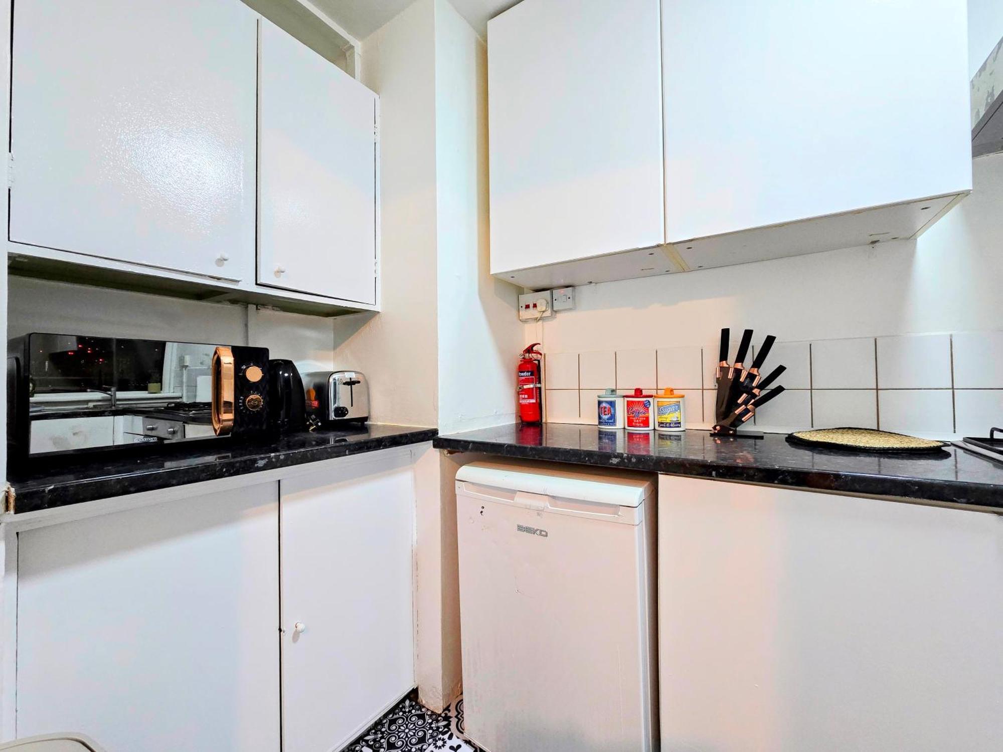 Comfy 3br Flat In The Perfect For Long Appartement Londen