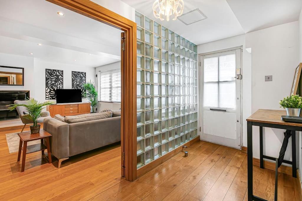Stylish Next To Paddington Station Appartement