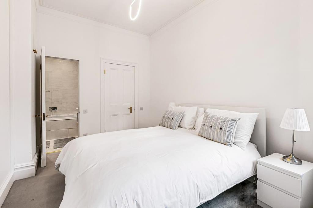 Cadogan Gardens Vip Appartement *