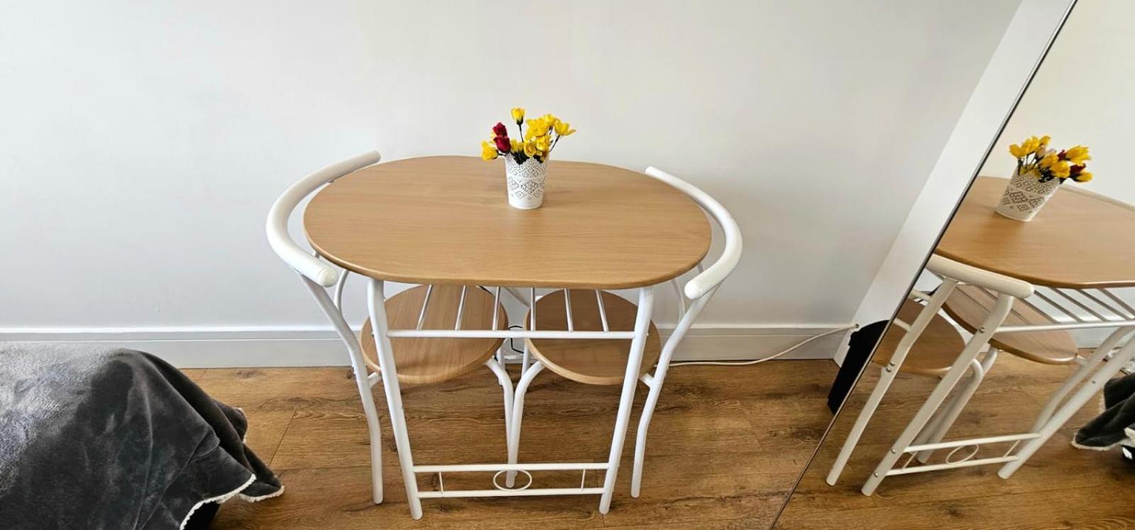 Claire Double Homestay London