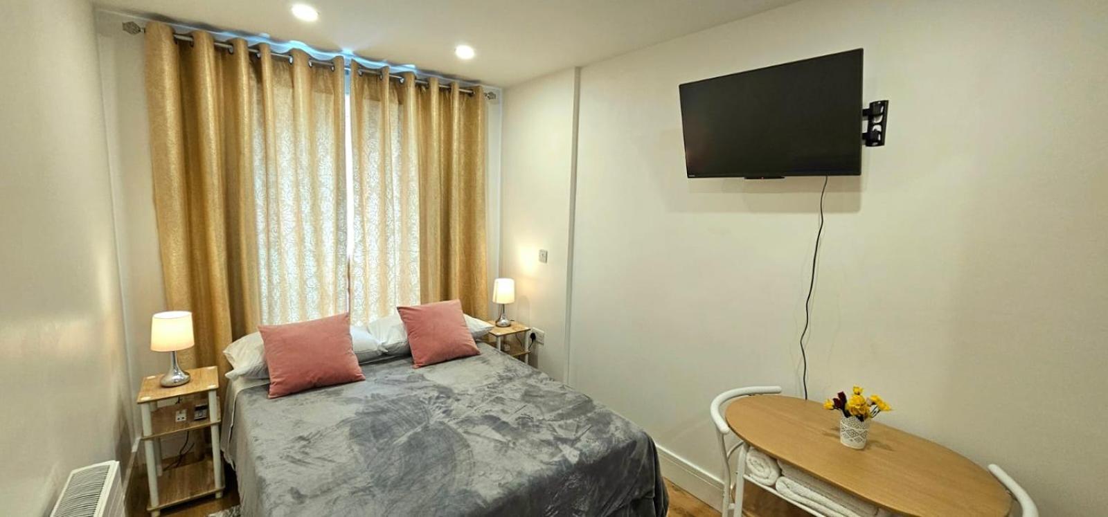 Claire Double Homestay *
