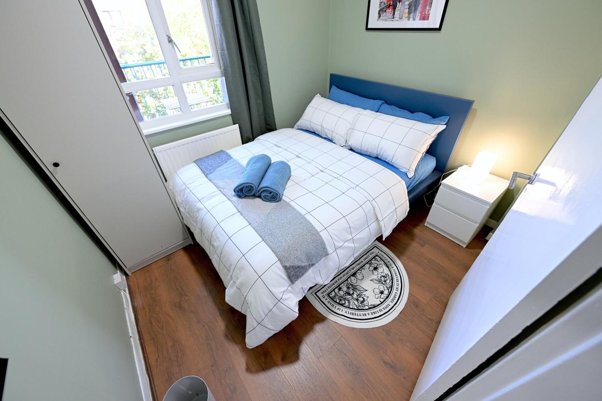 Apartment 3 Bed Flat In King's Cross Station - Zone 1 *