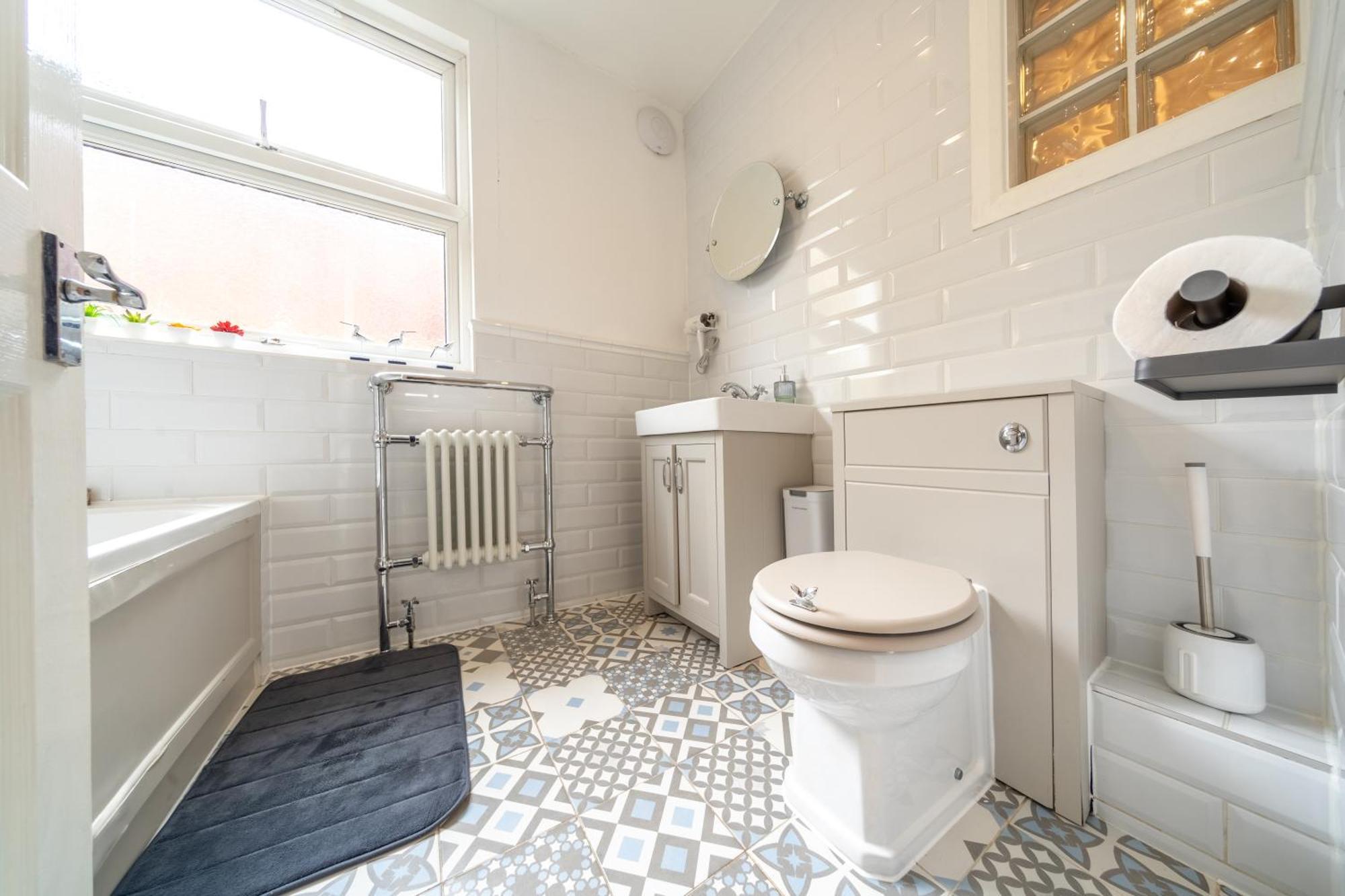 Beautiful 2 Bedroom With Private Garden In Wimbledon - Minutes From Apartamento