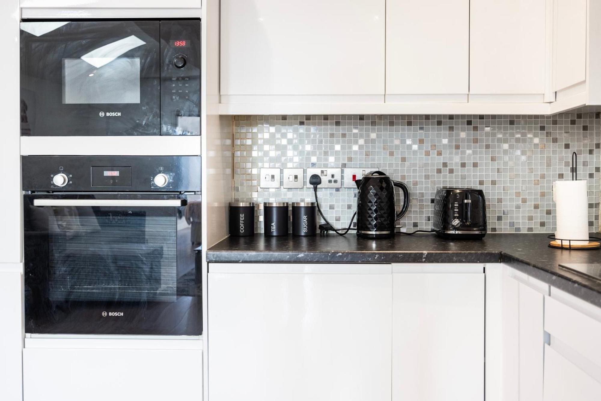 Modern 3 Bedroom With Ensuite Londres