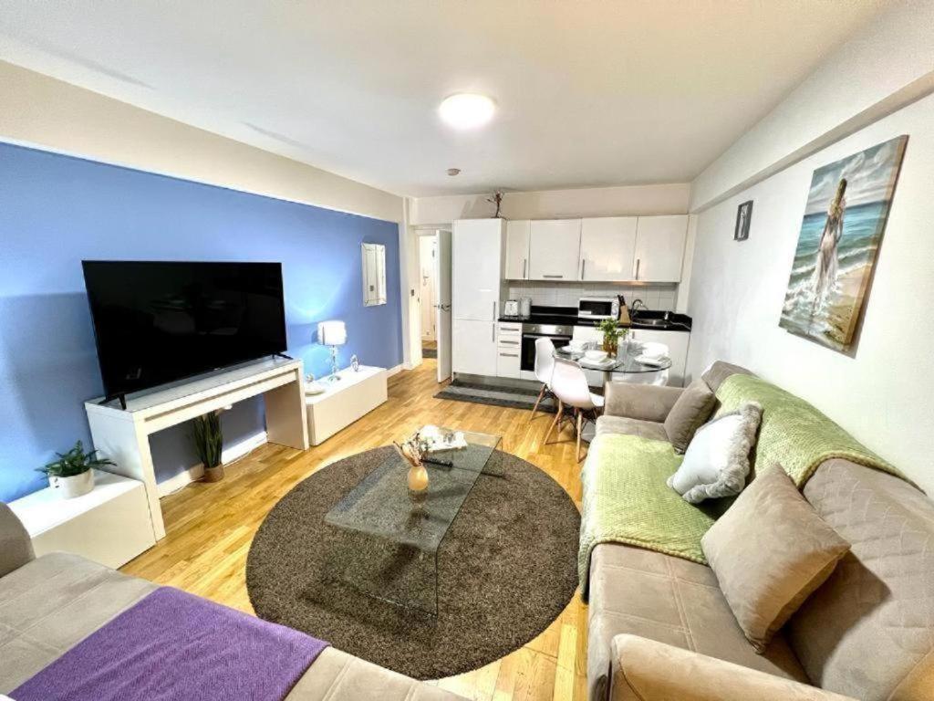 Appartement Edgware Road Beautiful Two Bedroom *