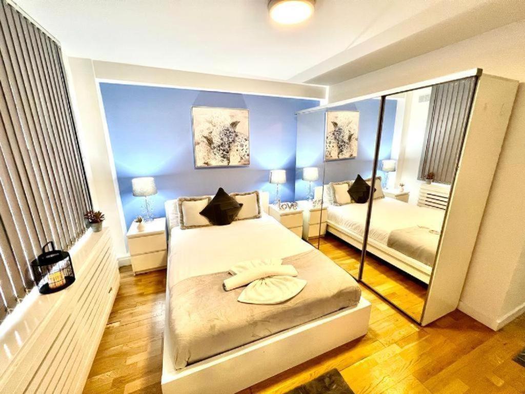 Edgware Road Beautiful Two Bedroom Londres