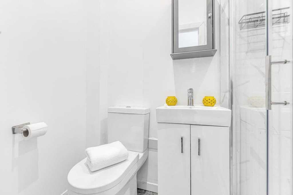 Lux Kensington 2br With Ac - Sleeps Up To 9 Appartement Londres