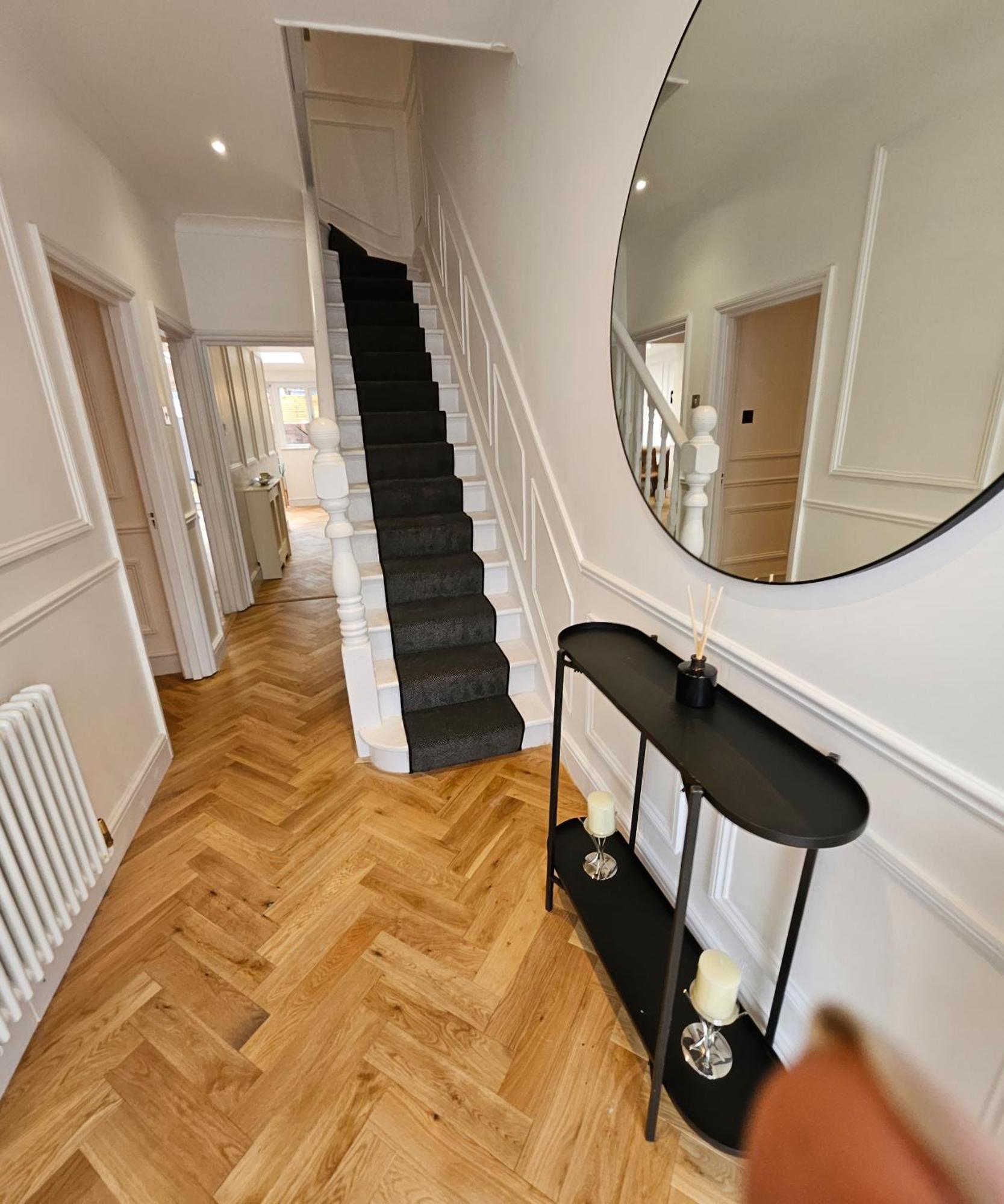 Hébergement de vacances Wembley Lovely 6 Bed House Sleeps Up To 14 *