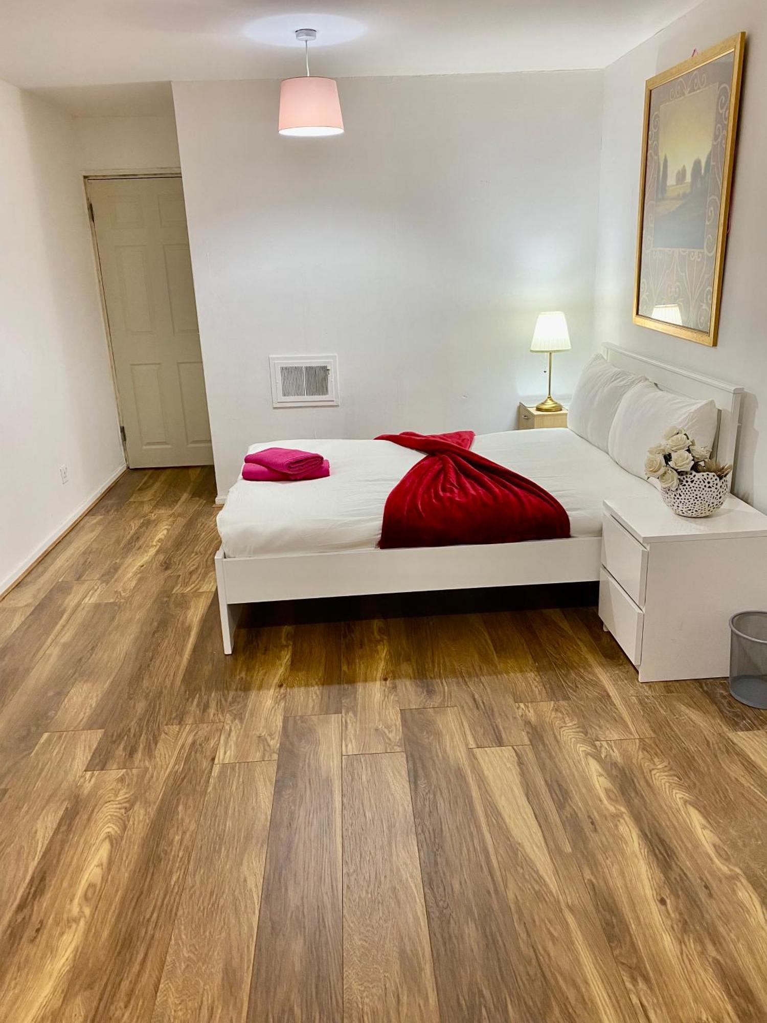 3 Bedroom Flat, Oxford Circus, W1w Apartamento