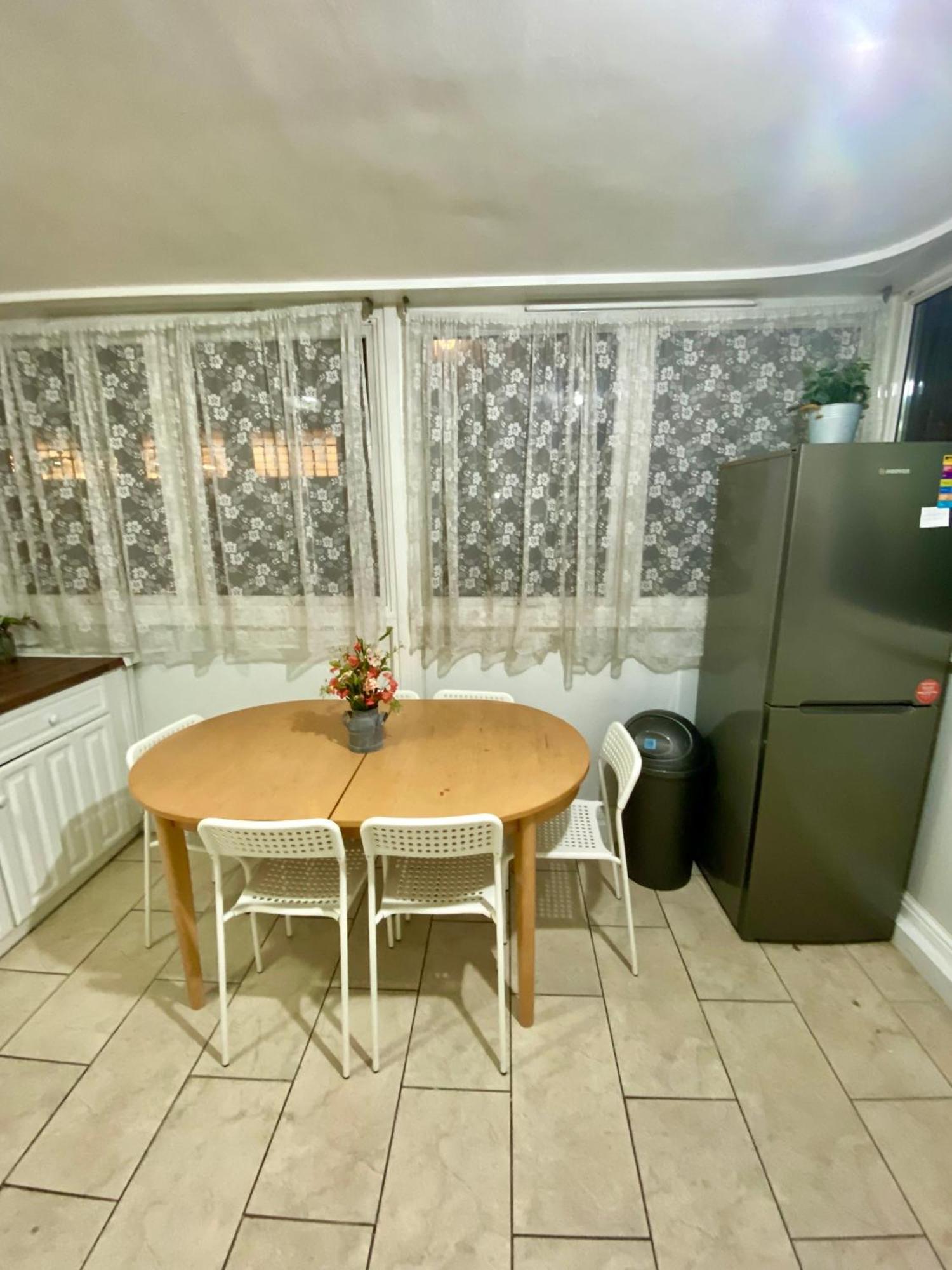 3 Bedroom Flat, Oxford Circus, W1w Apartamento Londres