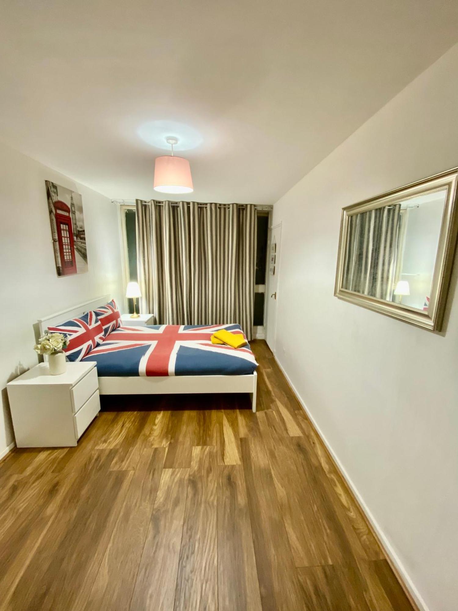 Apartamento 3 Bedroom Flat, Oxford Circus, W1w Londres
