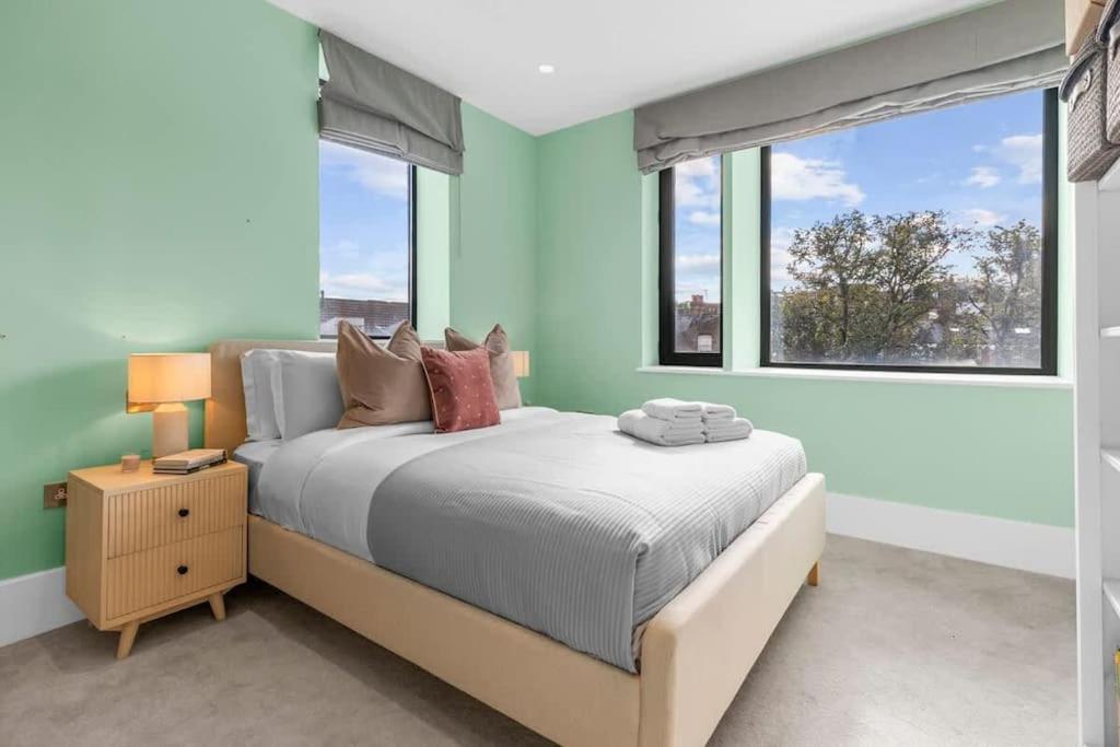 Stylishly Designed 4 Bedroom Appartement