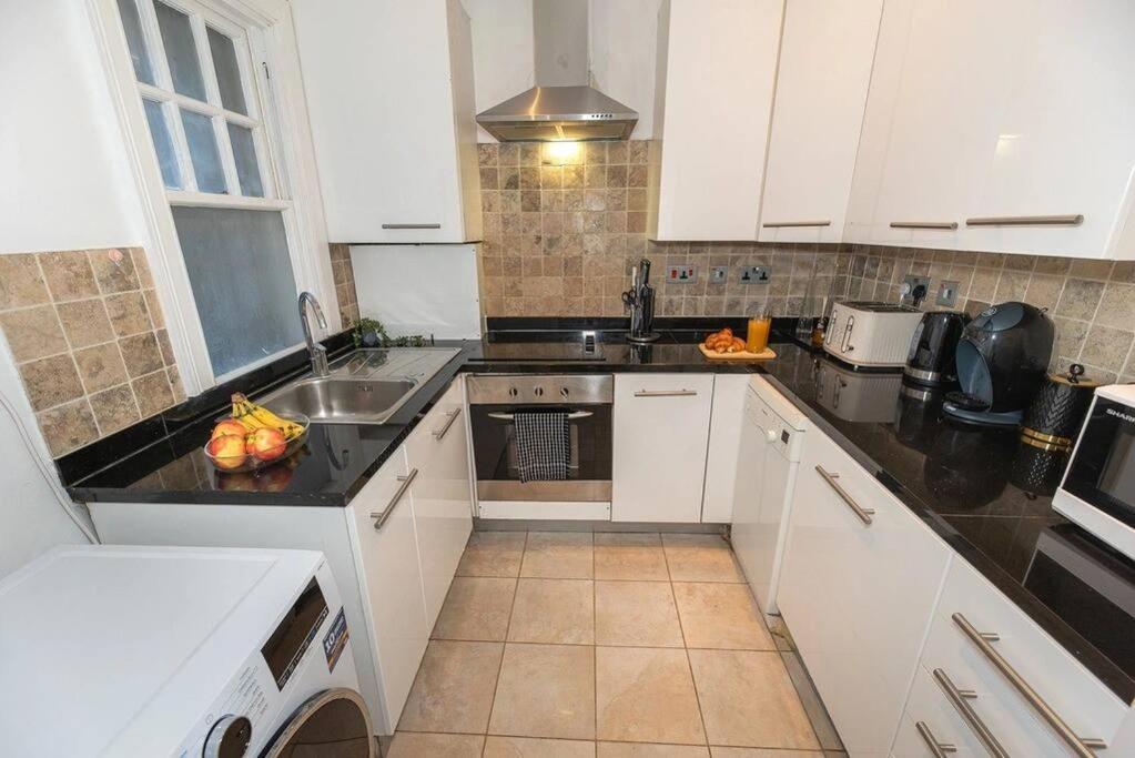 Discover 2 Bedroom In Kensington *