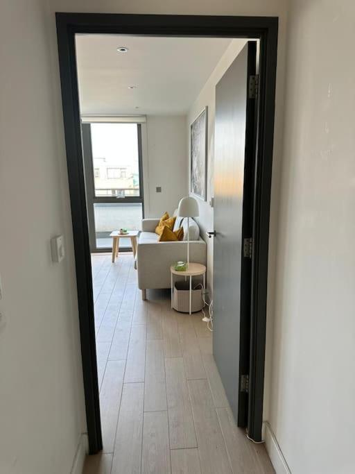 Modern Islington 1br Flat On Regent's Canal * Londres
