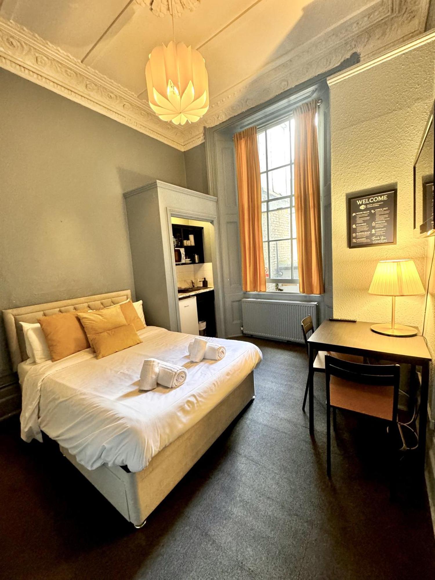 Apartahotel Kensington Gardens 3*