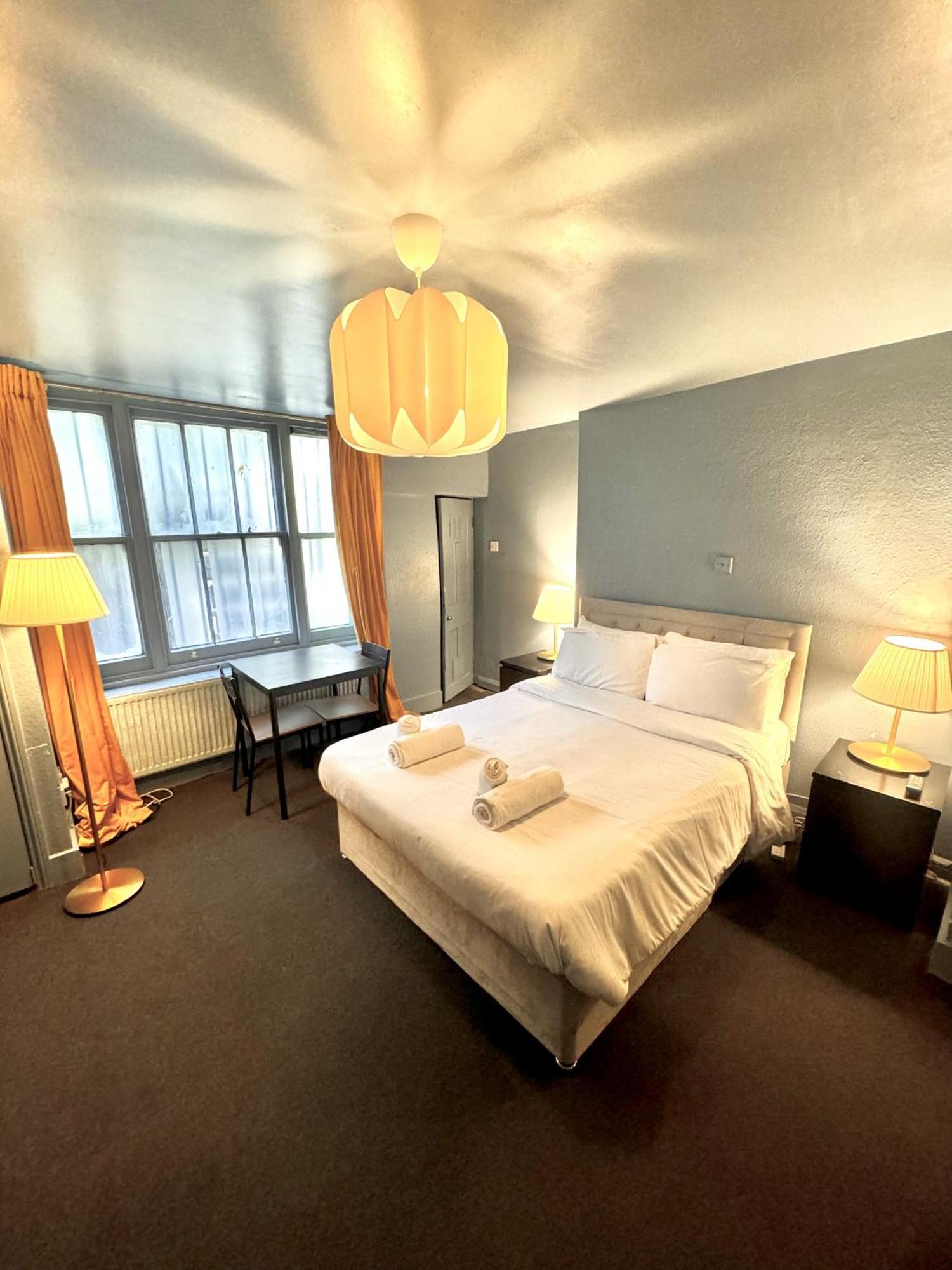 Kensington Gardens 3* Londres