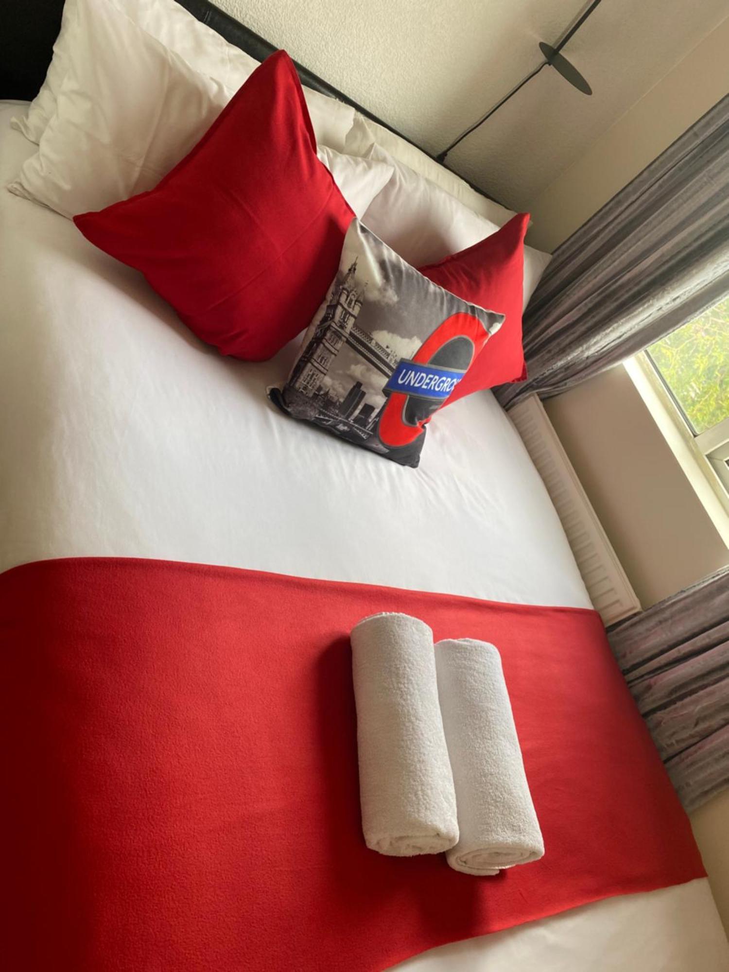 Brenda's -elephant & Castle Apartment London