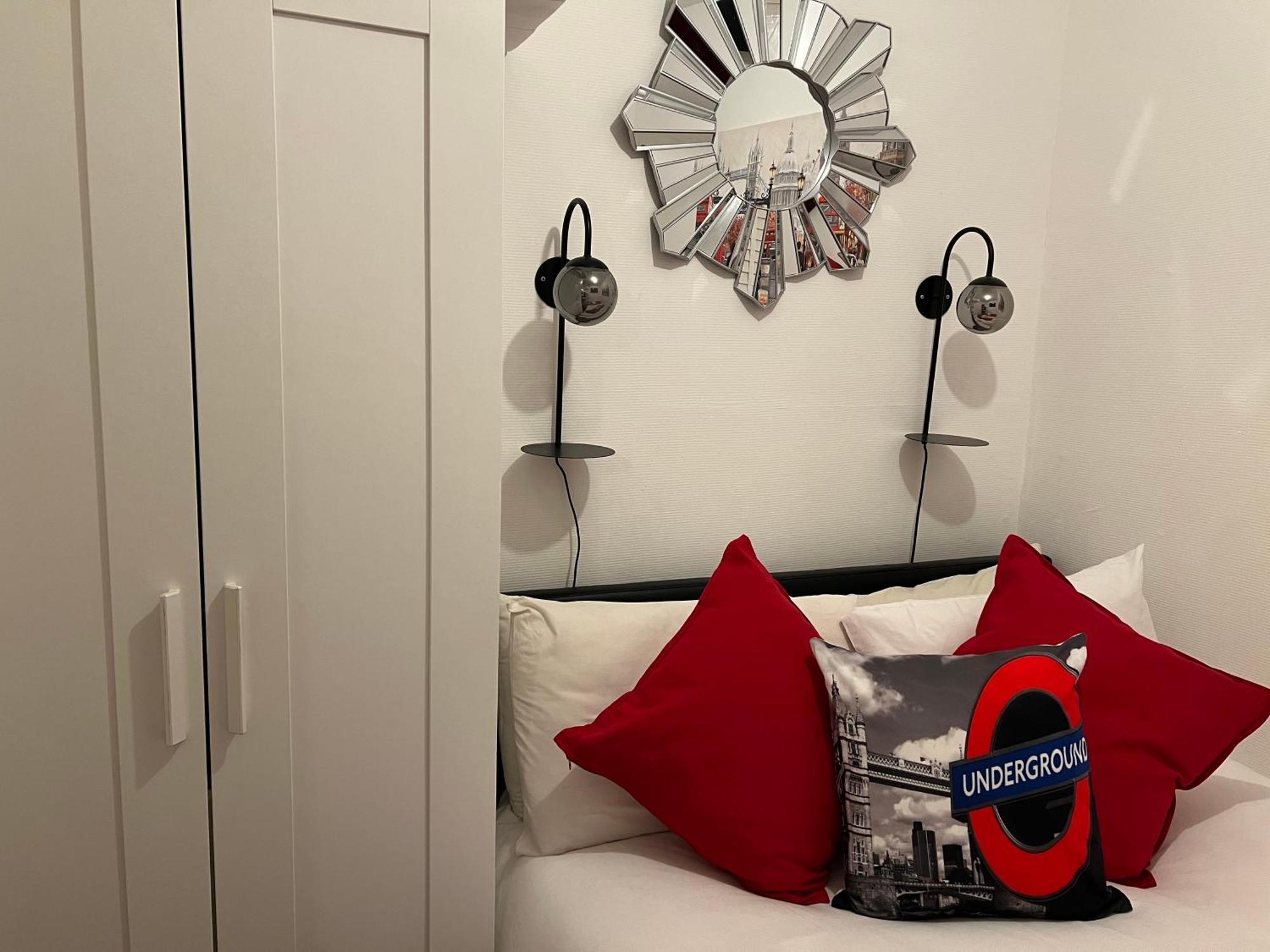 Brenda's -elephant & Castle Apartment