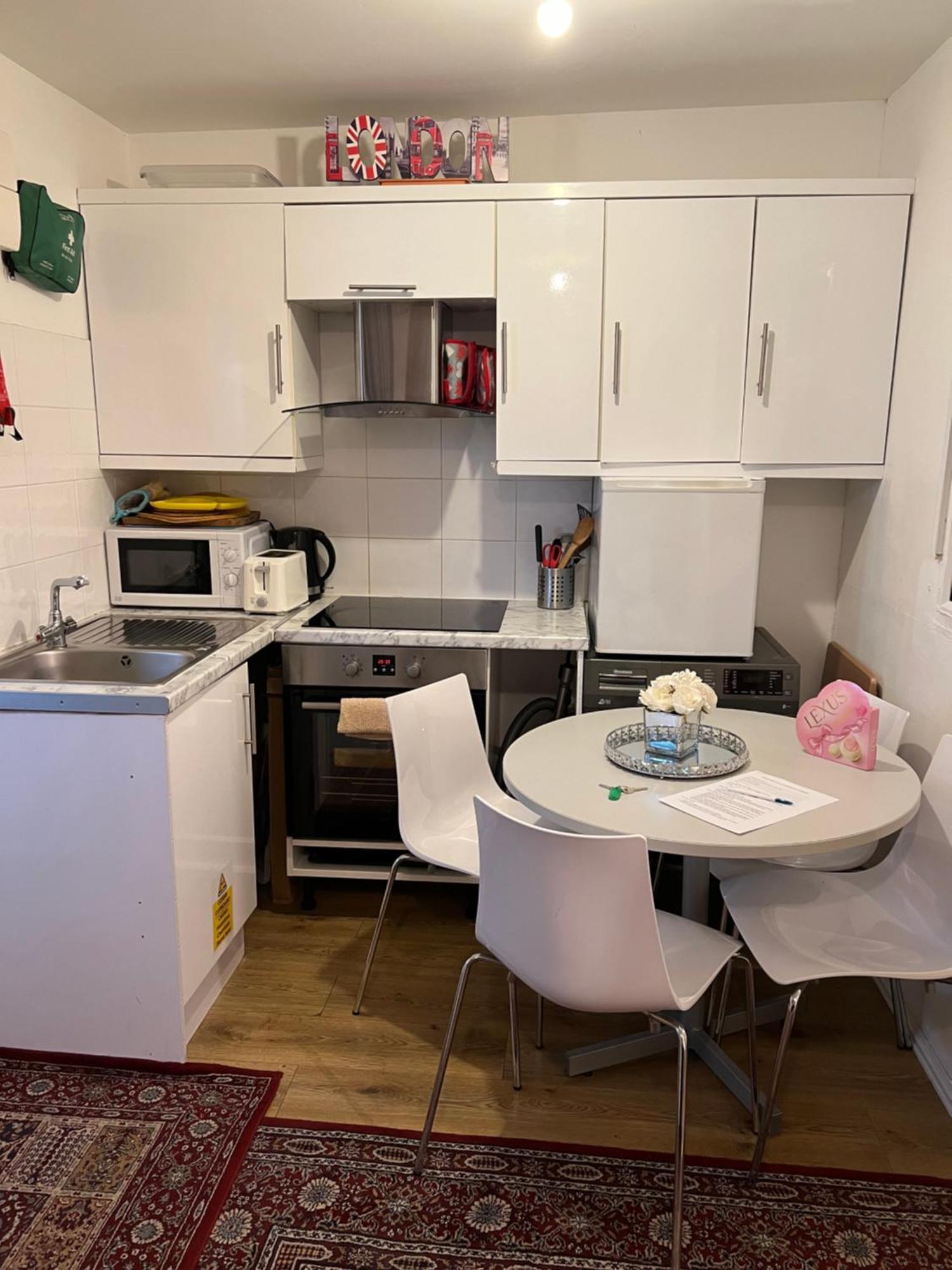 Apartment Brenda's -elephant & Castle