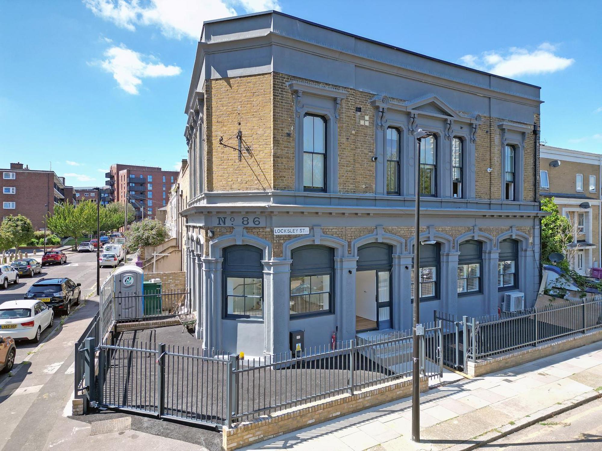 Exquisite 3br Duplex Period Conversion, Air-con & Amenities * Londen