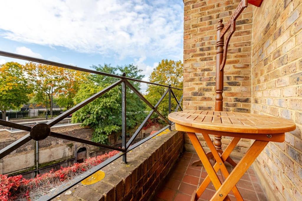 2 Bedroom Flat In St Johns Wood Londres