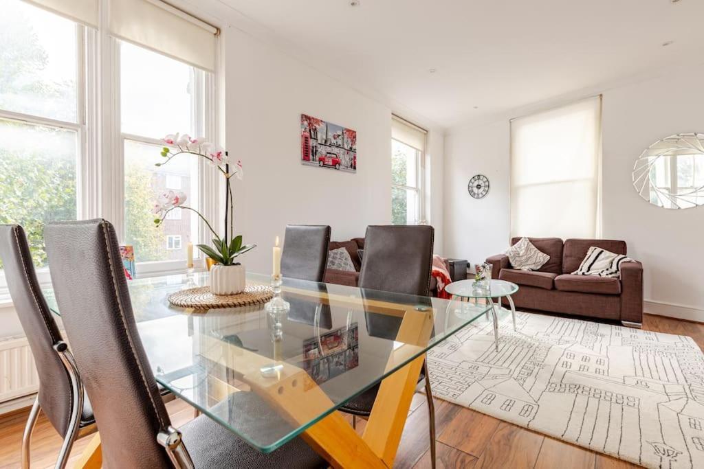 2 Bedroom Flat In St Johns Wood Apartamento *