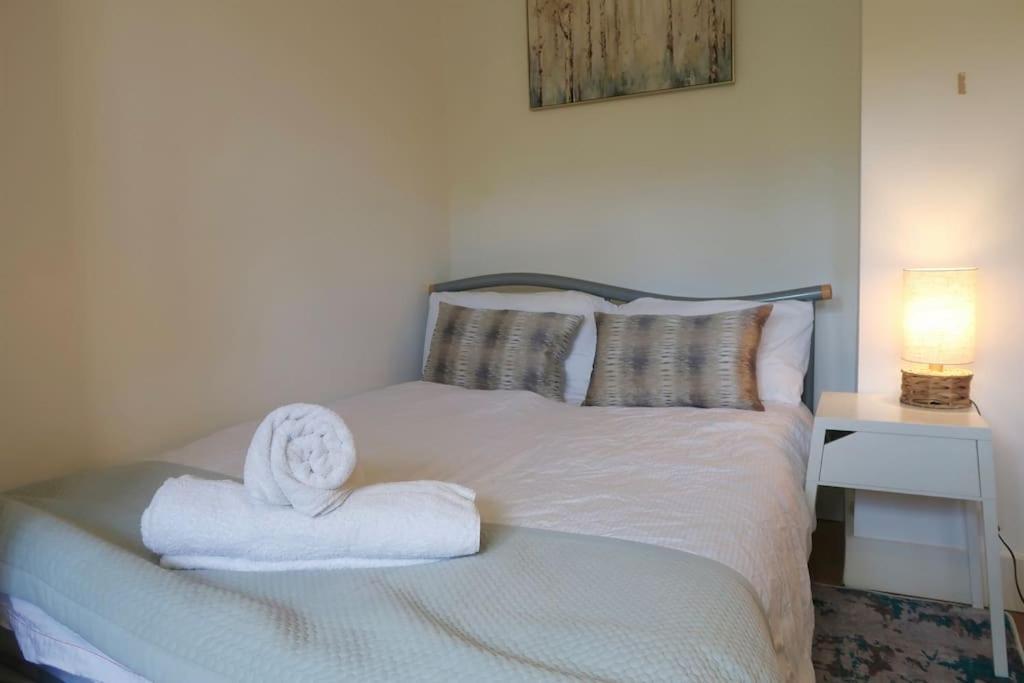 Apartment Chic 4-bed In Trendy Clerkenwell W Balcony And Walking Distance To Tube *