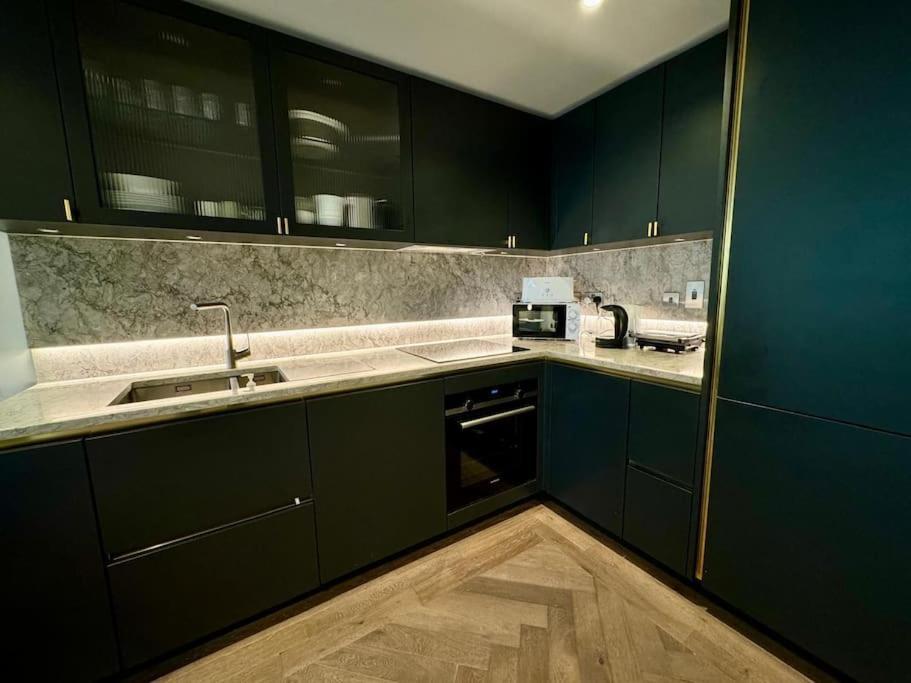 Appartement Hyde Park Luxury 2 Bed 2 Bath Balcony *