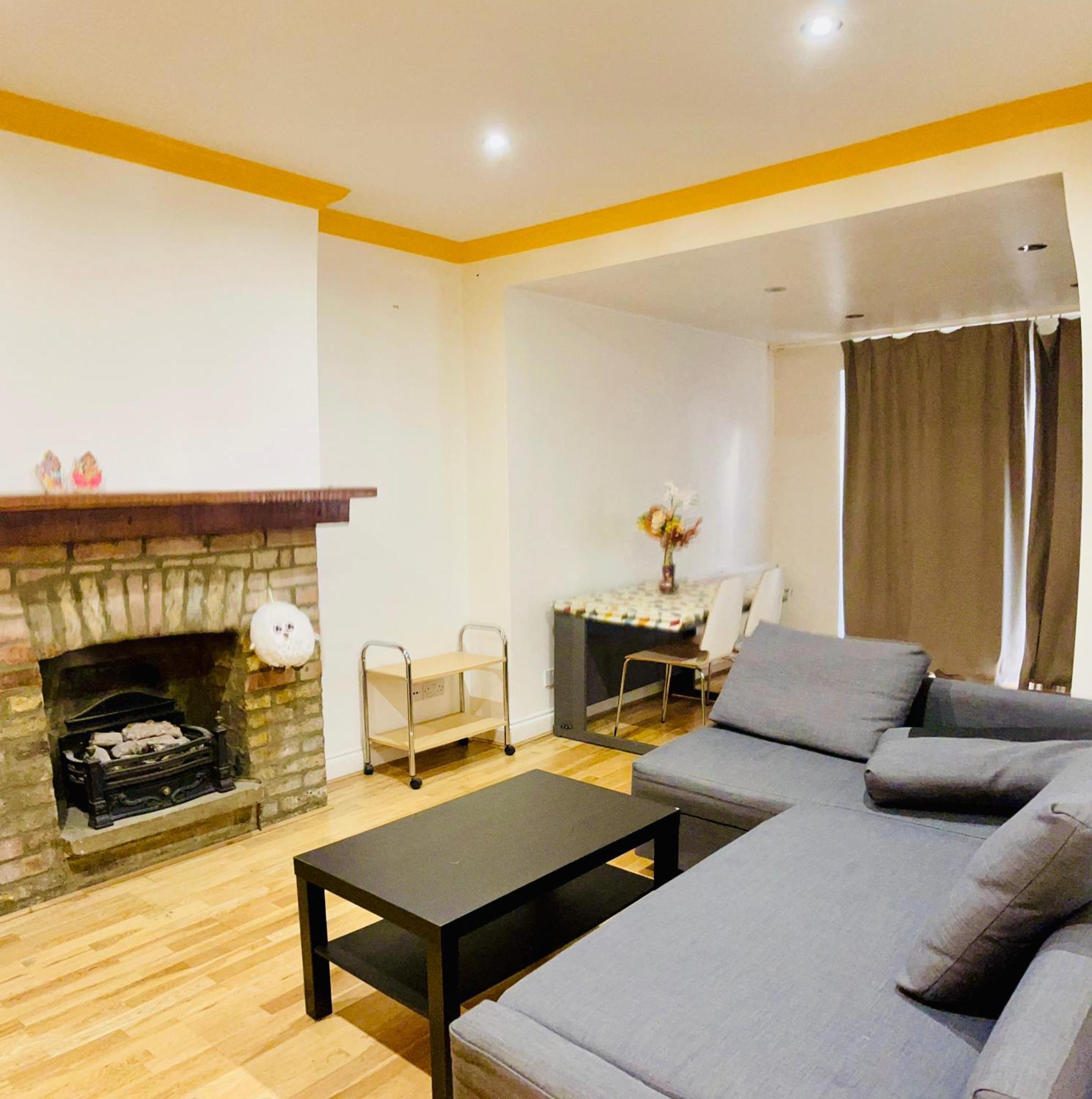 Entire Place,1 Bed Flat, Ground Floor, Garden Appartement *