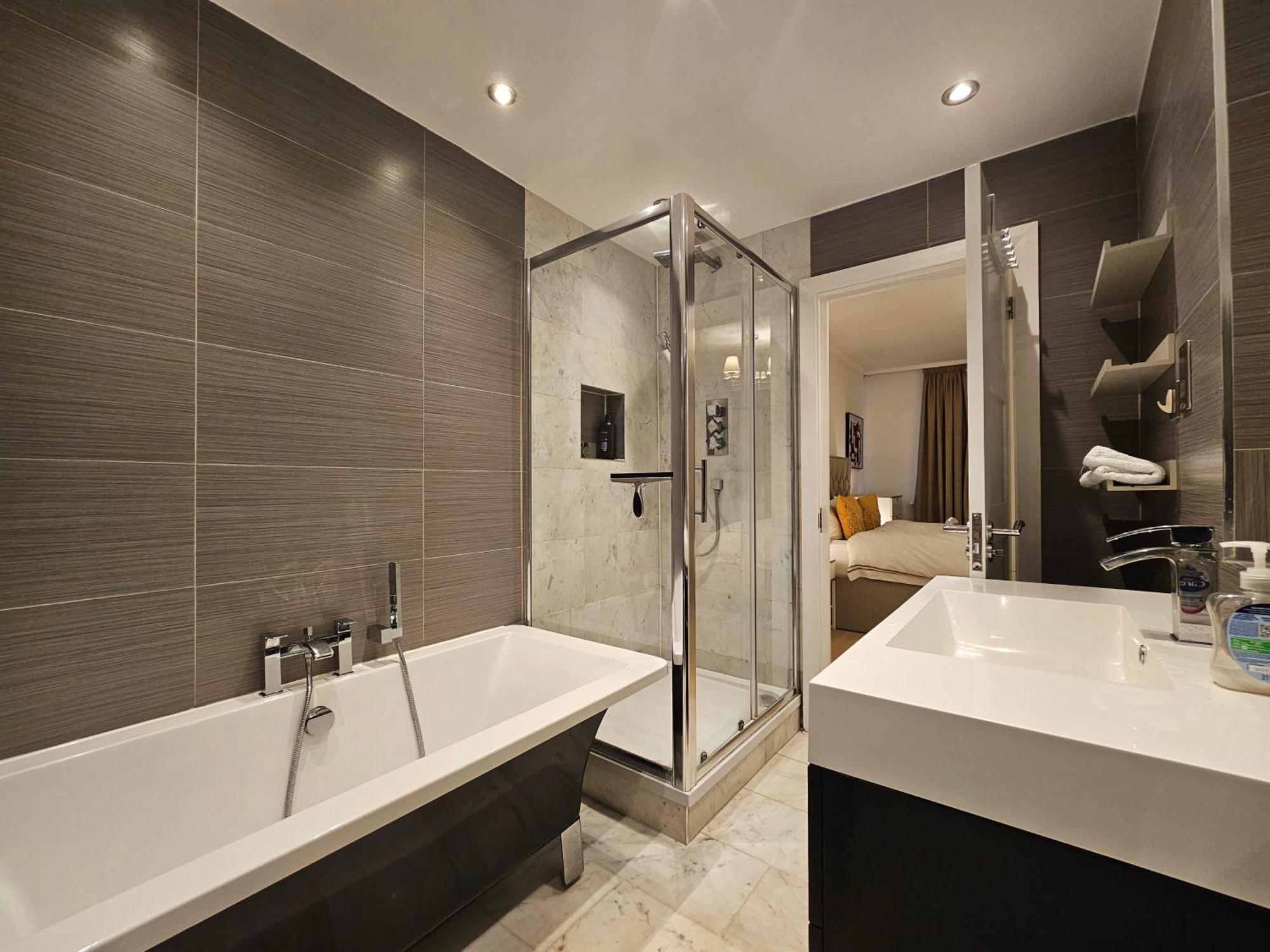 Stylish 2 Bedroom Paddington Hyde Park * Londres