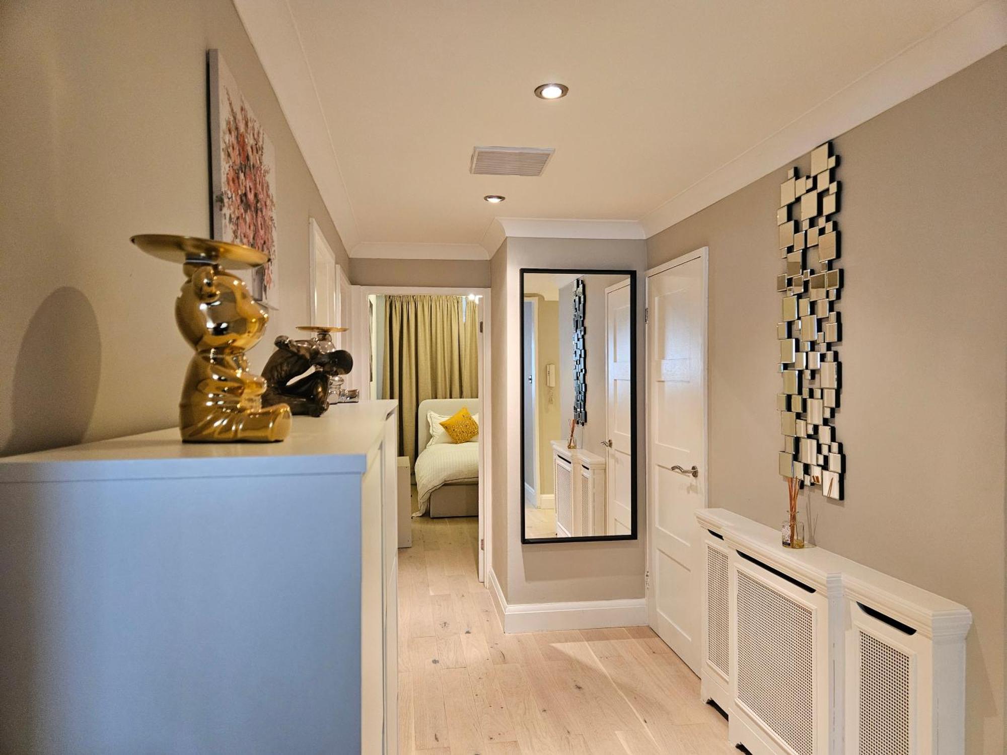 Stylish 2 Bedroom Paddington Hyde Park