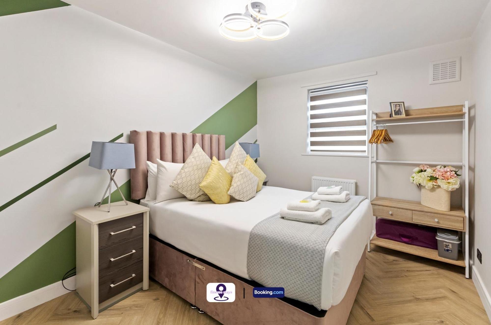 Last-minute Secure ! Limited Time L Exclusive On 2 Bedroom, High Spec Luxury Flat By Finesse Short Lets & Serviced With Free Wifi * Londres