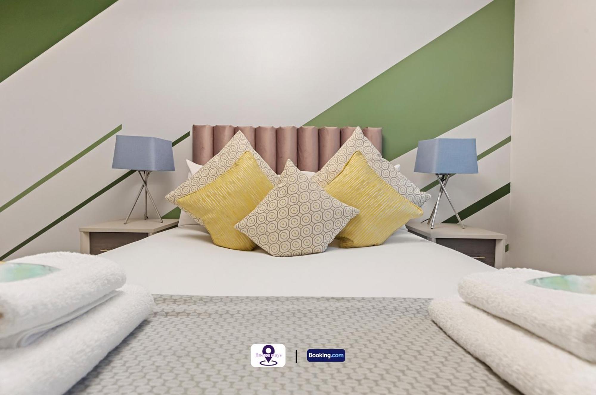 Last-minute Secure ! Limited Time L Exclusive On 2 Bedroom, High Spec Luxury Flat By Finesse Short Lets & Serviced With Free Wifi Apartamento *