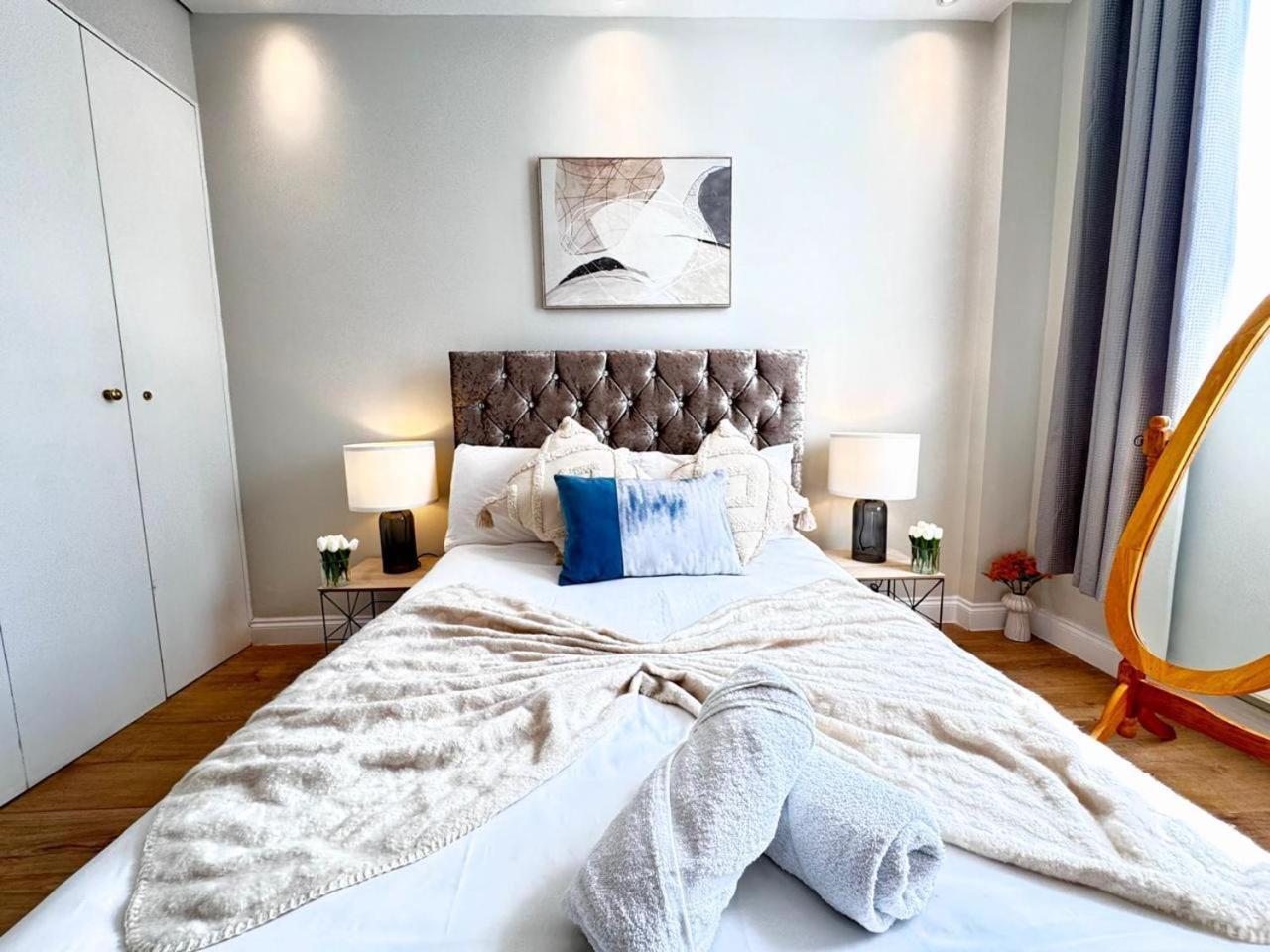 Comfortable Family Near Oxford Street *